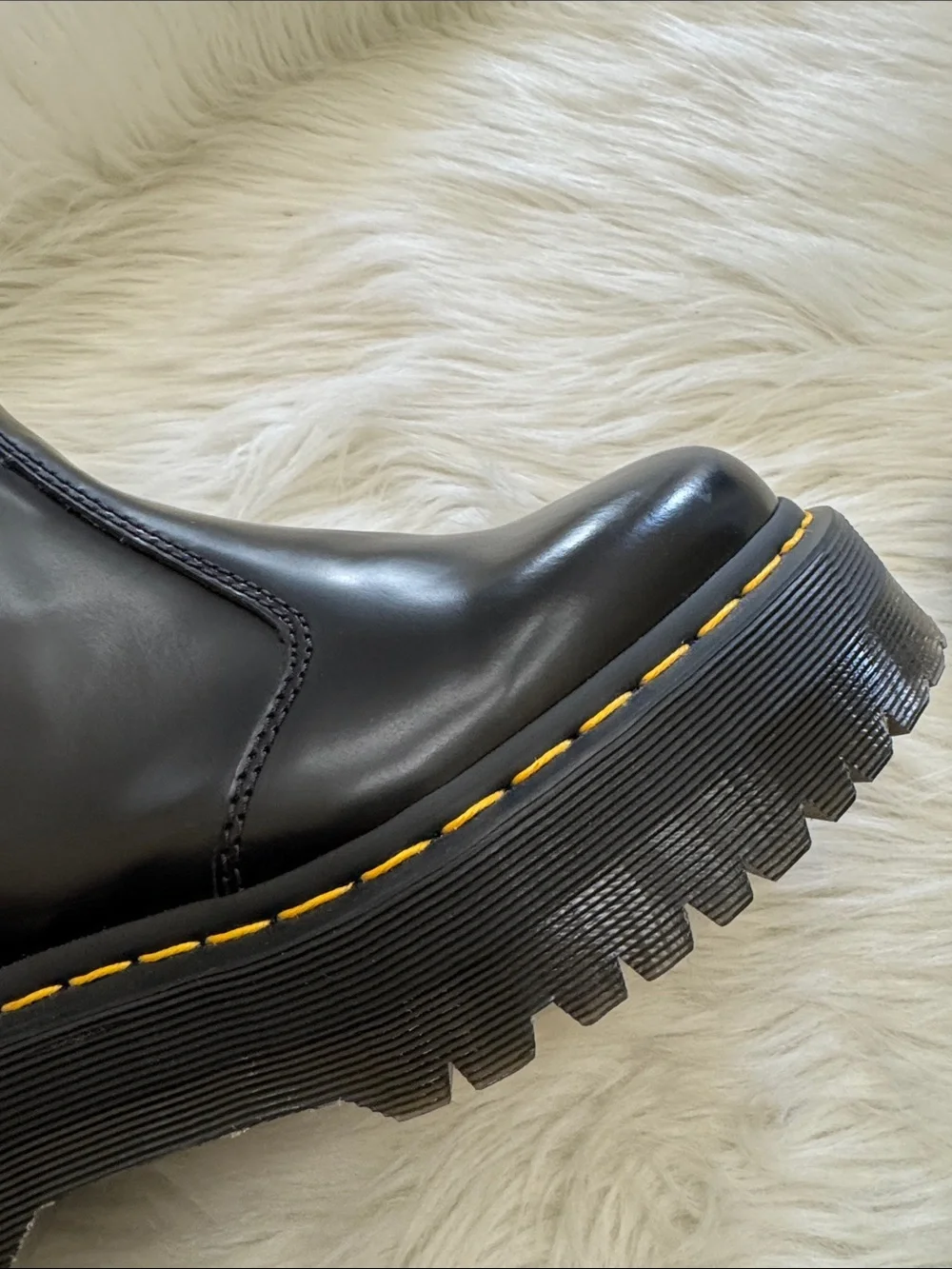 Dr Martens 2976 Quad Smooth Leather Black Platform Chelsea Boot Size USL 8/USM 7